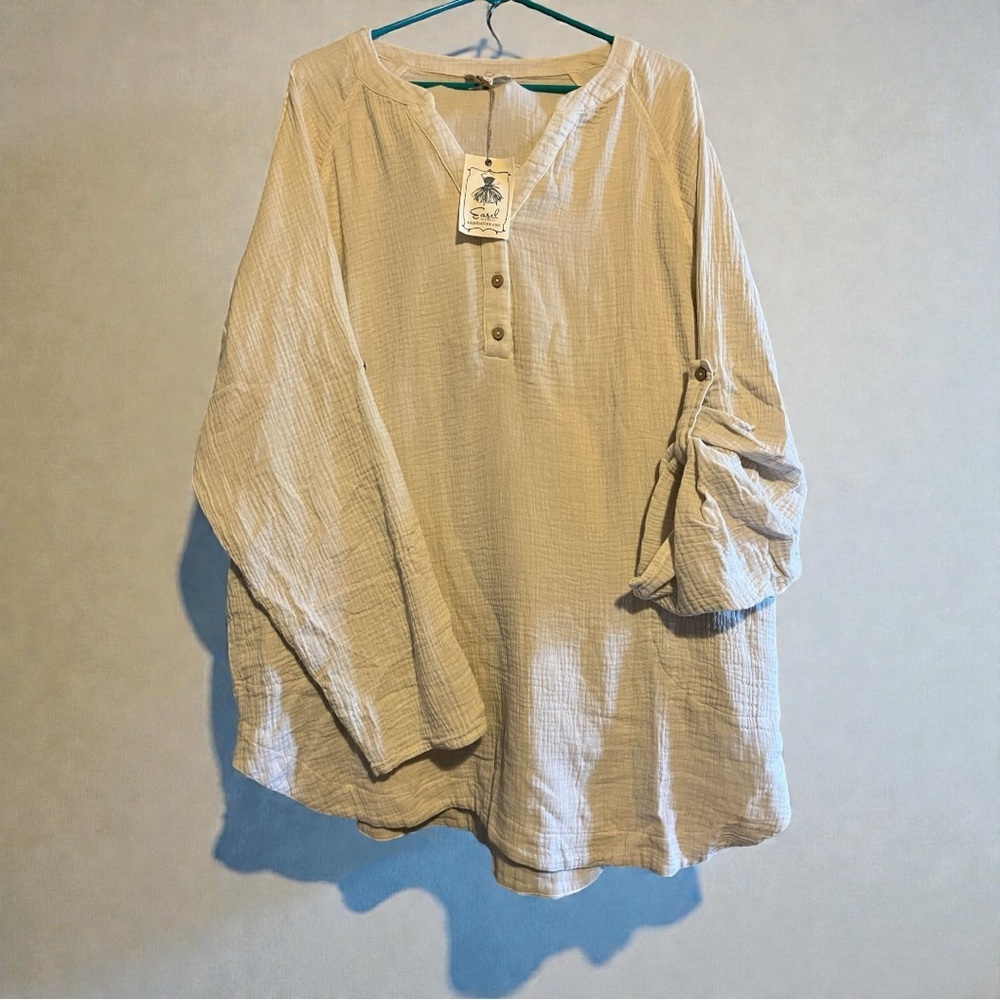 Easel Cream Tunic with Long Sleeves